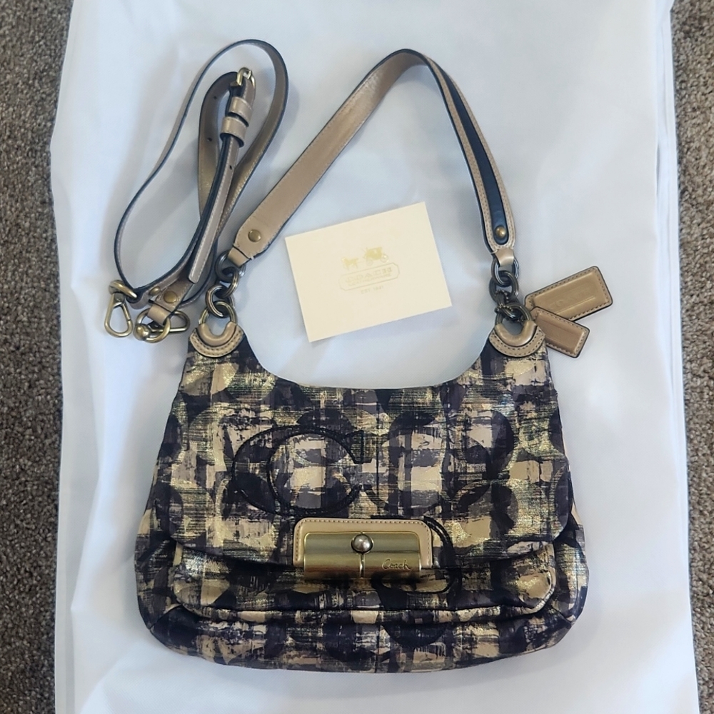Coach Signature bag